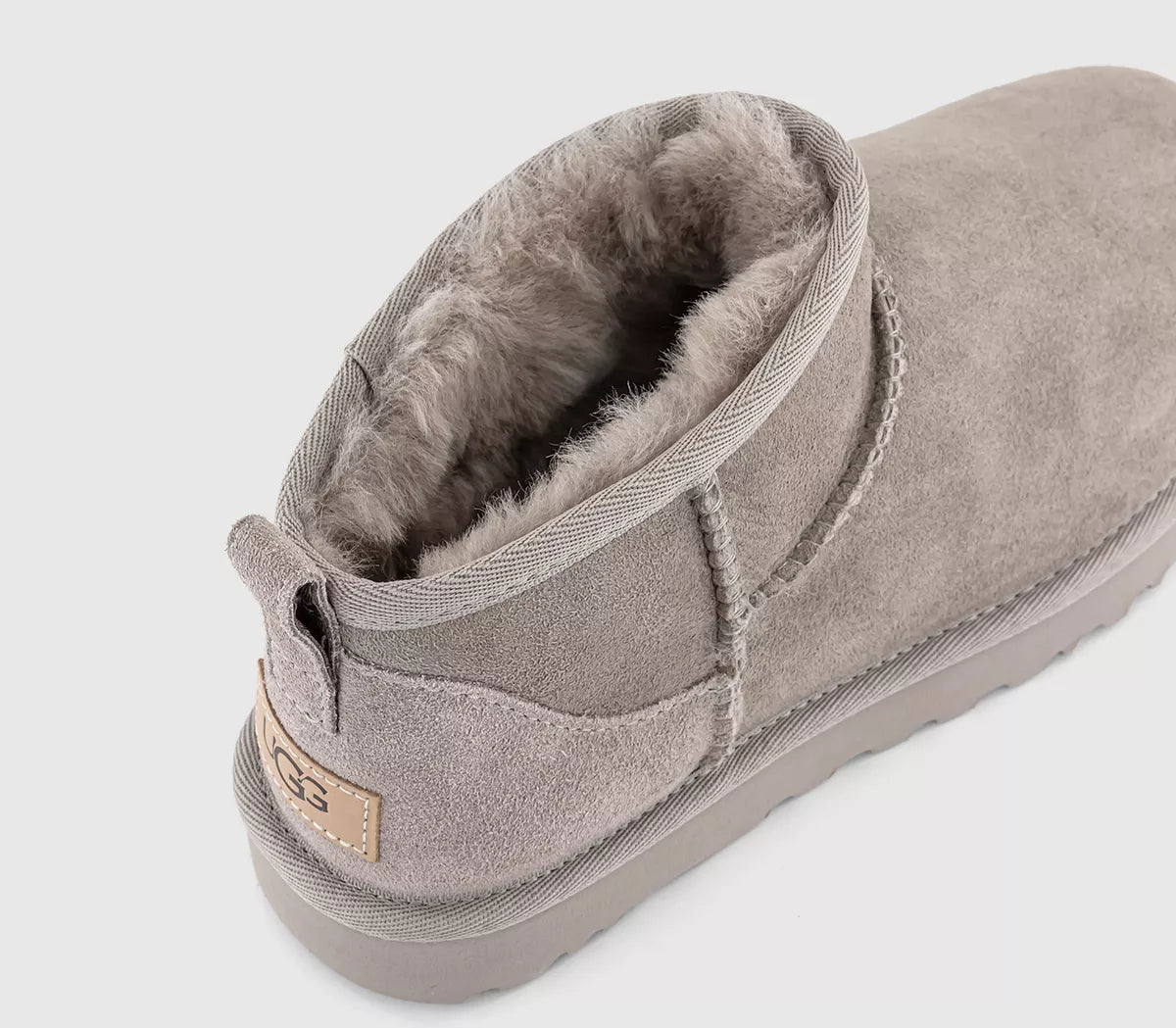 Ugg classic discount mini oyster
