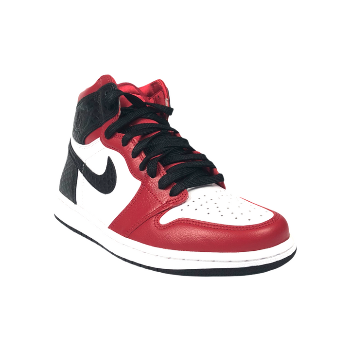 Jordan 1 chicago satin on sale